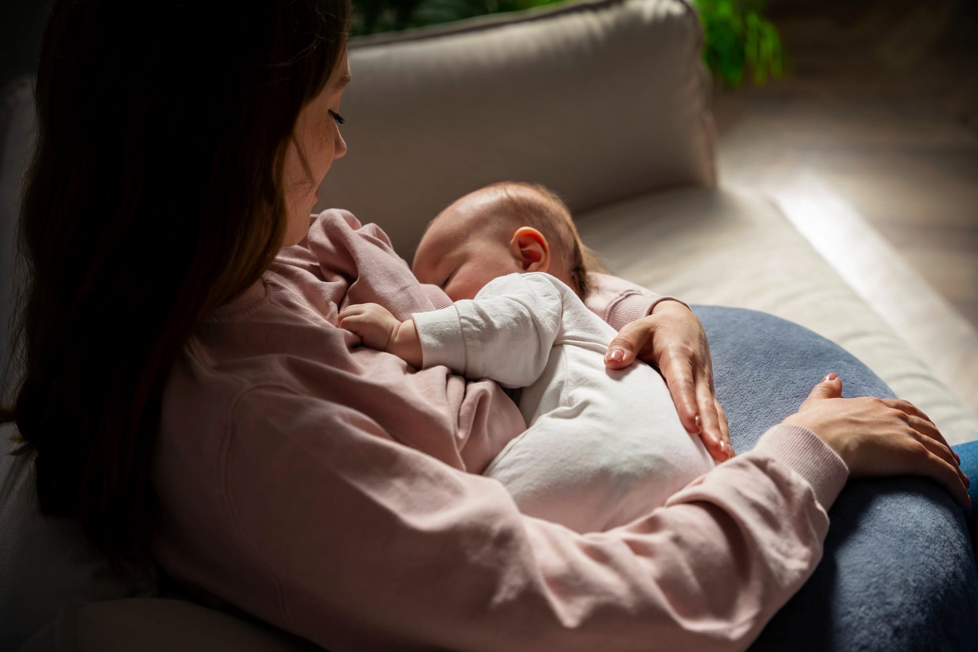 Baby Won’t Sleep Unless Being Held? Common Reasons and What to Do