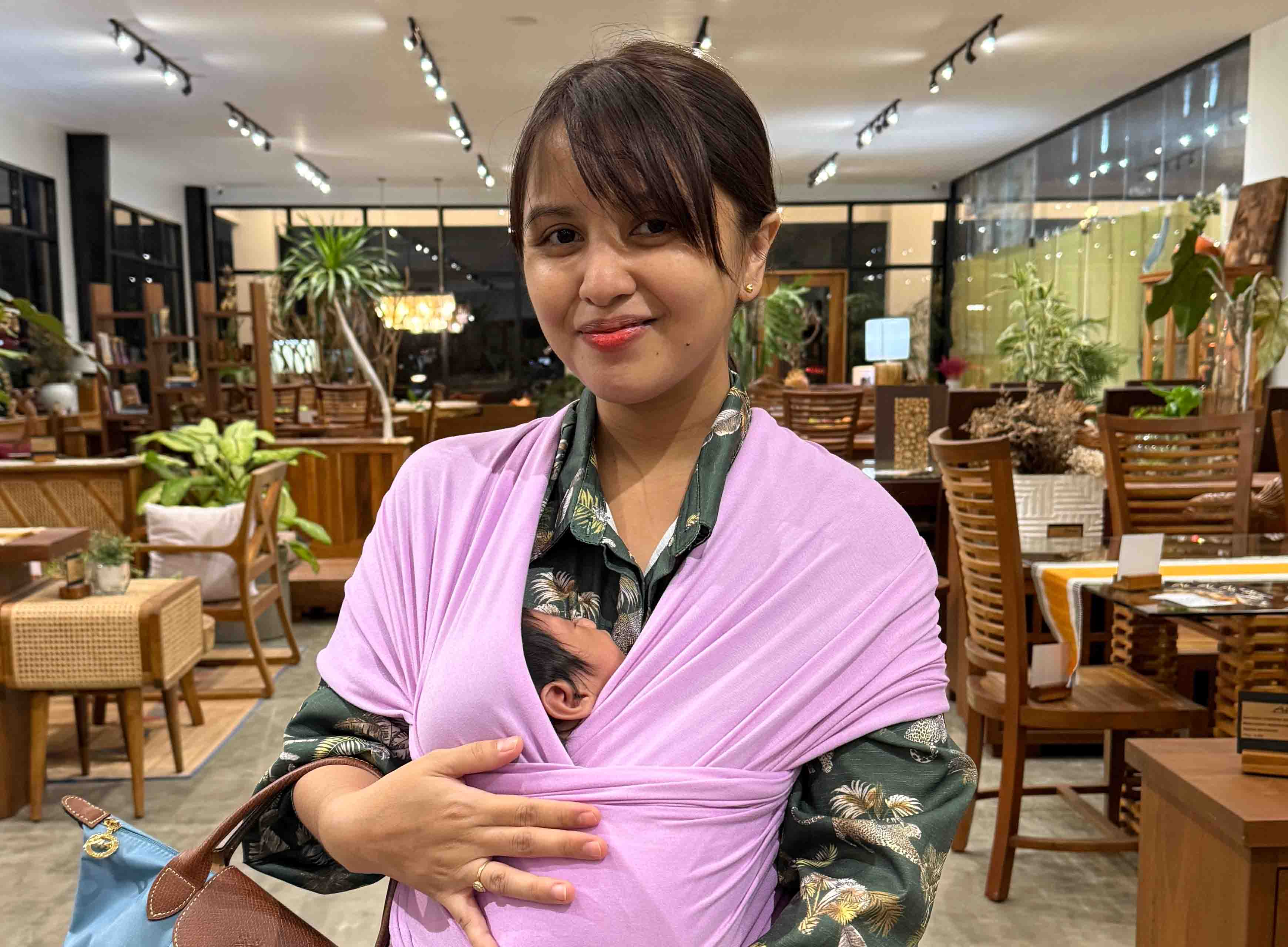 Babywearing 101: A Guide for New Parents