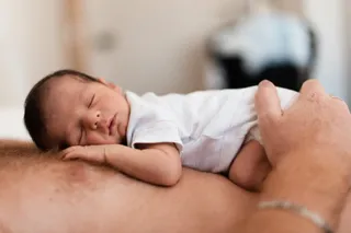 5 Positions to Help Relieve Gas in Babies